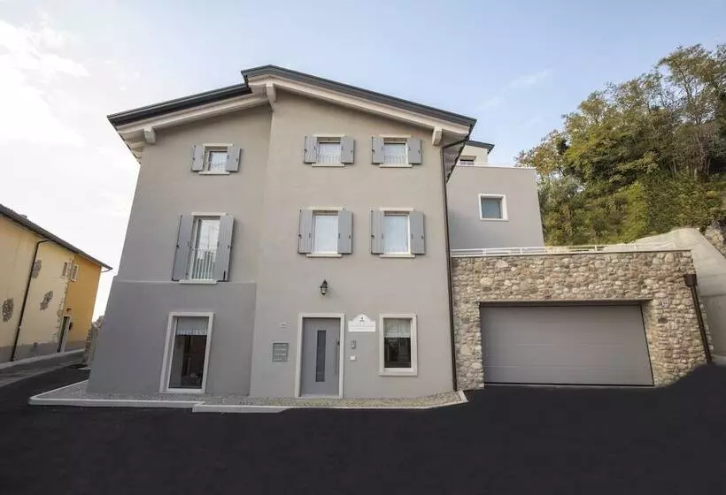 ペンション Il Cantuccio Sul Garda   Relais Di Charme