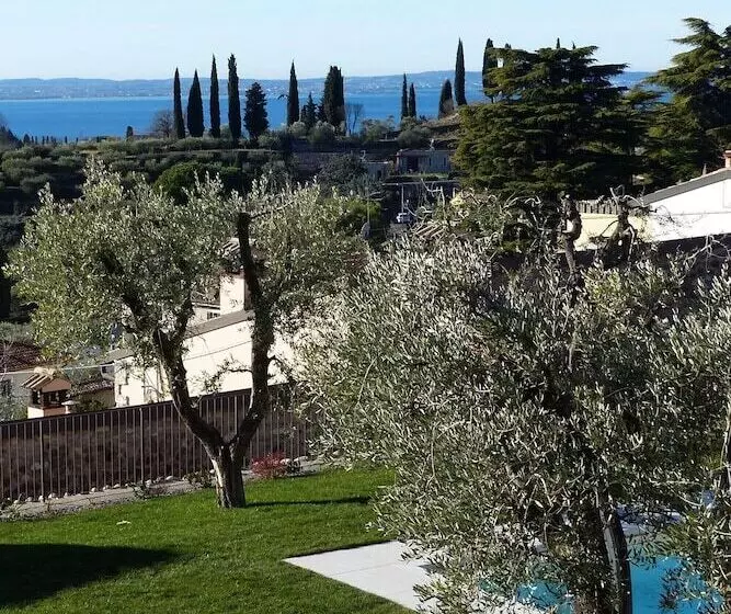ペンション Il Cantuccio Sul Garda   Relais Di Charme