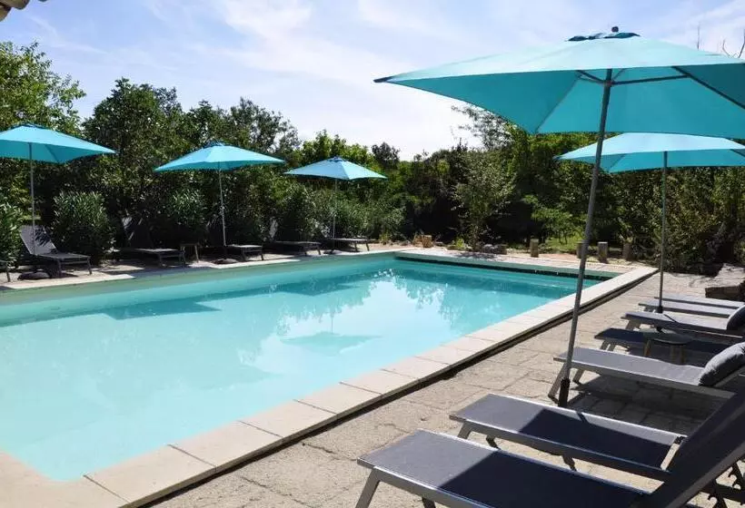 Majatalo Un Je Ne Sais Quoi De Paradis