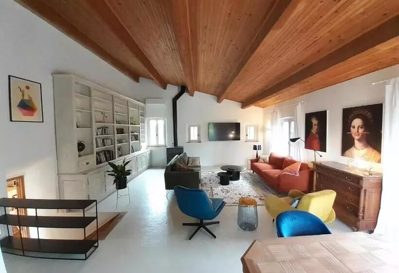 Majatalo Un Je Ne Sais Quoi De Paradis