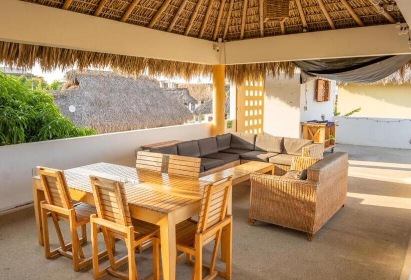 פנסיון Villa Bonobo Coliving