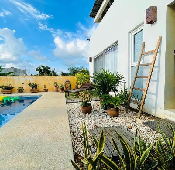 פנסיון Villa Bonobo Coliving