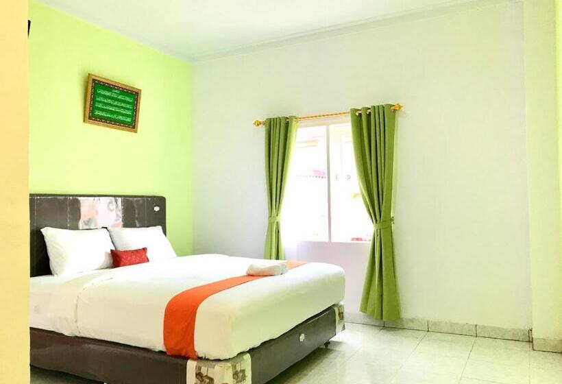 هتل Panorama Guest House Syariah