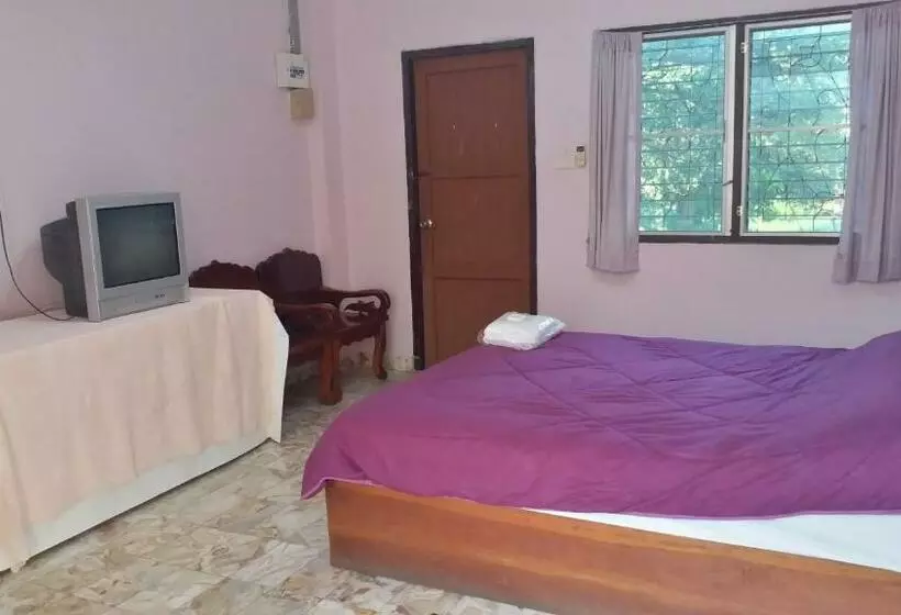 ホテル The 99 Inn