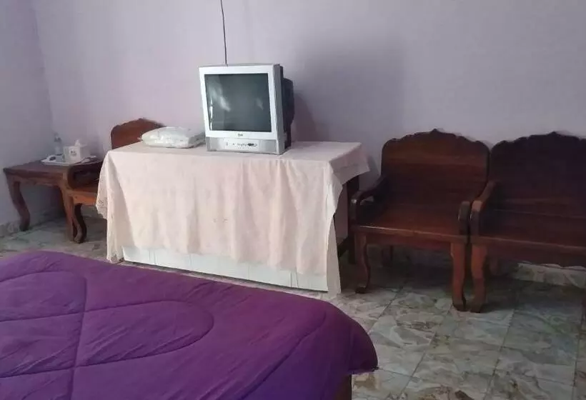 ホテル The 99 Inn