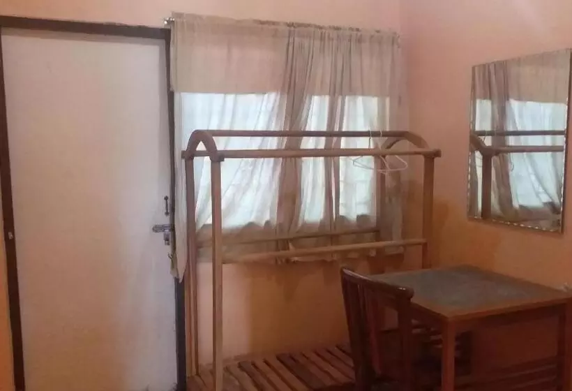 ホテル The 99 Inn