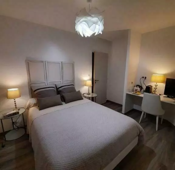 Aamiaismajoitus (B&B) Agathe Chambres D Hôtes