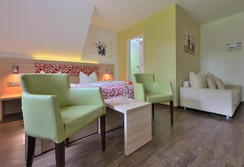 فندق Berggasthof Götzinger Höhe