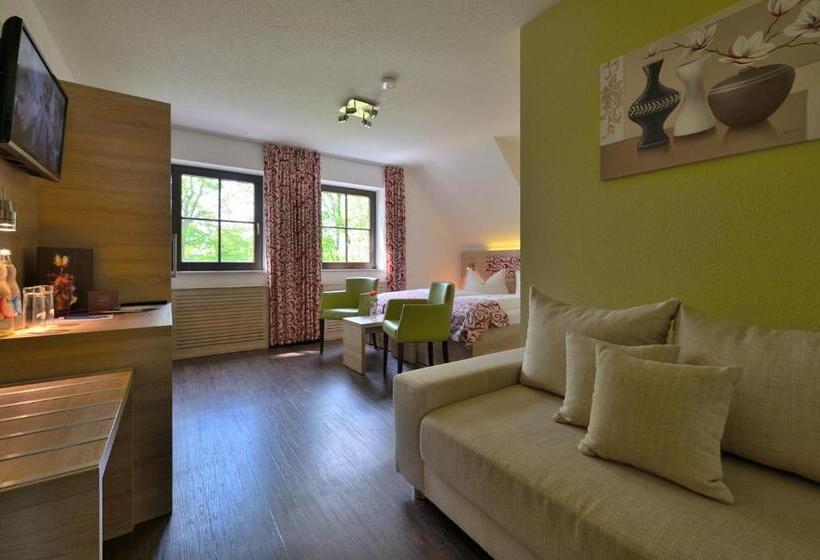 فندق Berggasthof Götzinger Höhe