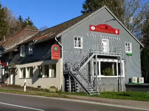 ホテル Radevormwald