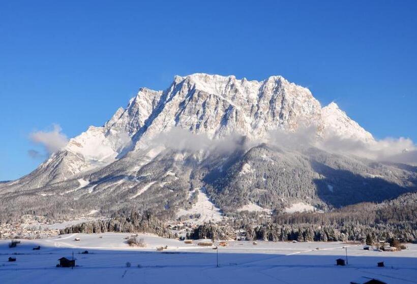 Отель Sonnenburg