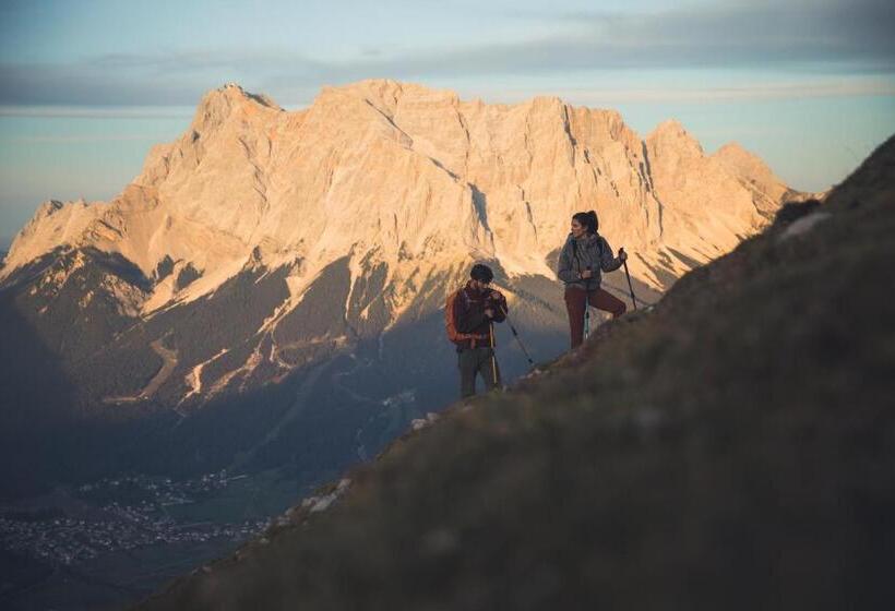 Отель Sonnenburg