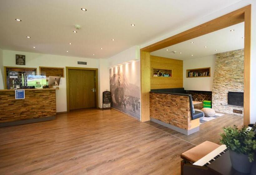 Отель Sonnenburg