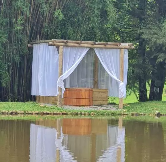 Majatalo Pousada Paraiso Dos Tucanos