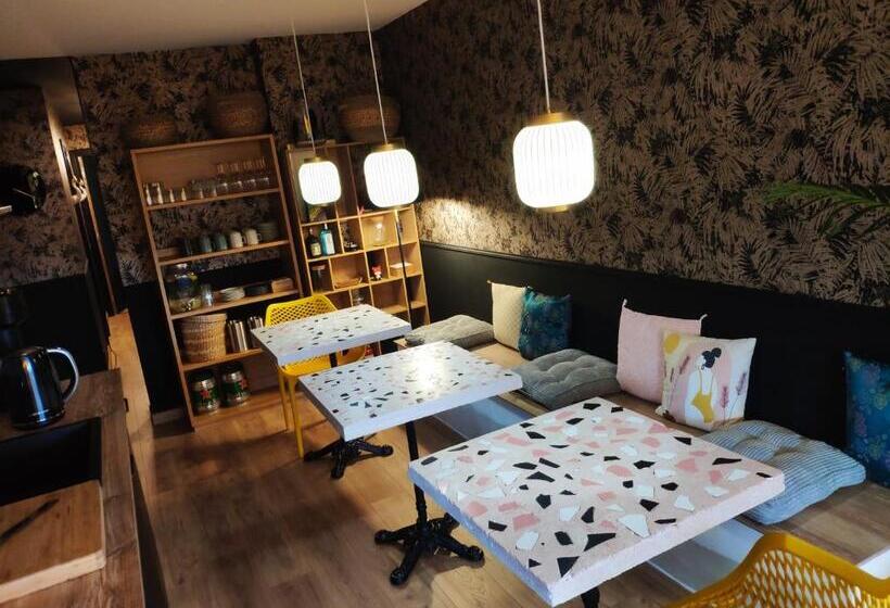 بنسيون Rosie S Club