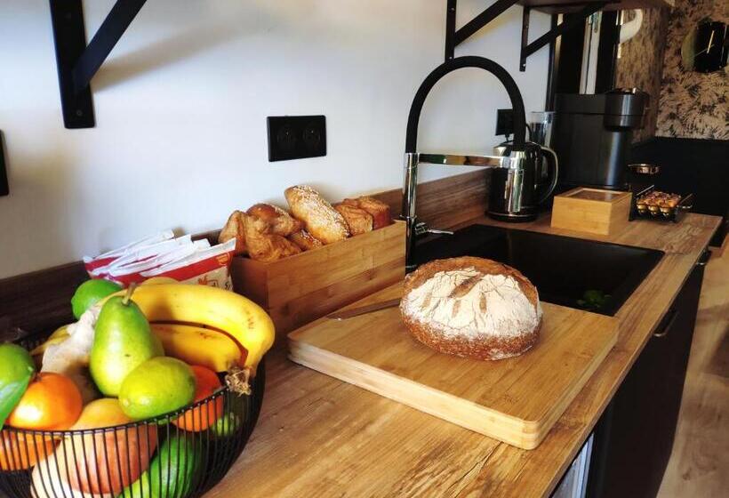 بنسيون Rosie S Club