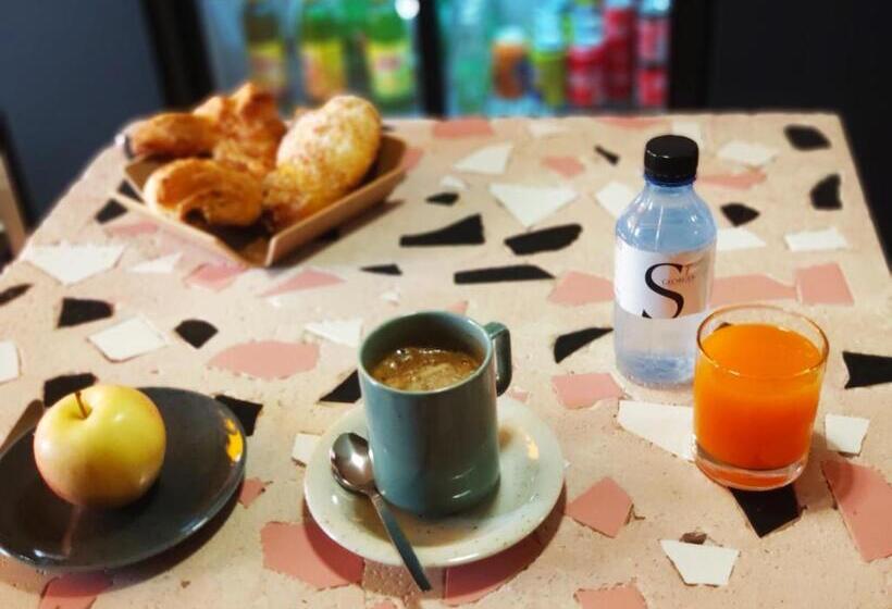 بنسيون Rosie S Club