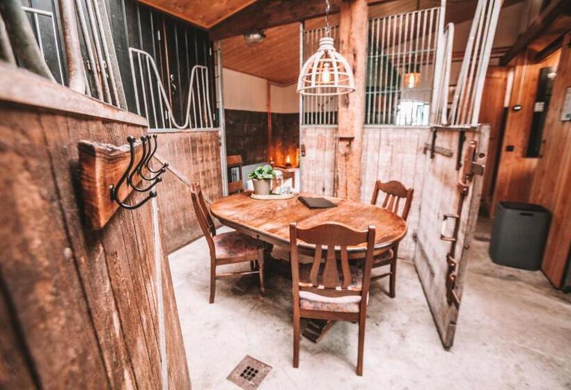 Общежитие Crash Nstay Paardenstal