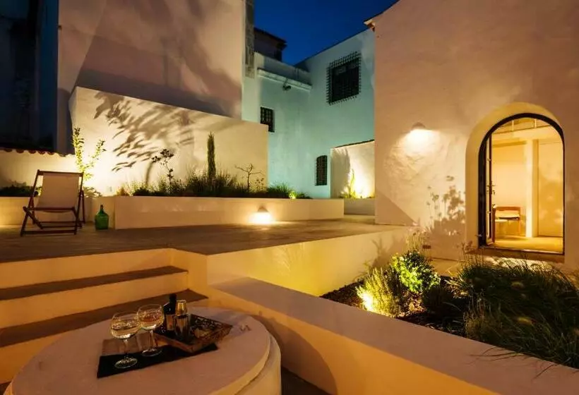 تختخواب و صبحانه Aljana Guest House Beja