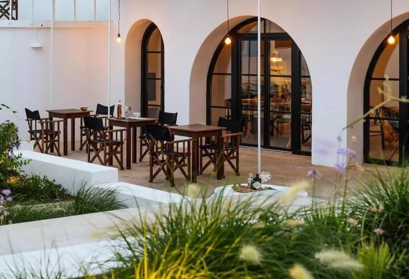 تختخواب و صبحانه Aljana Guest House Beja