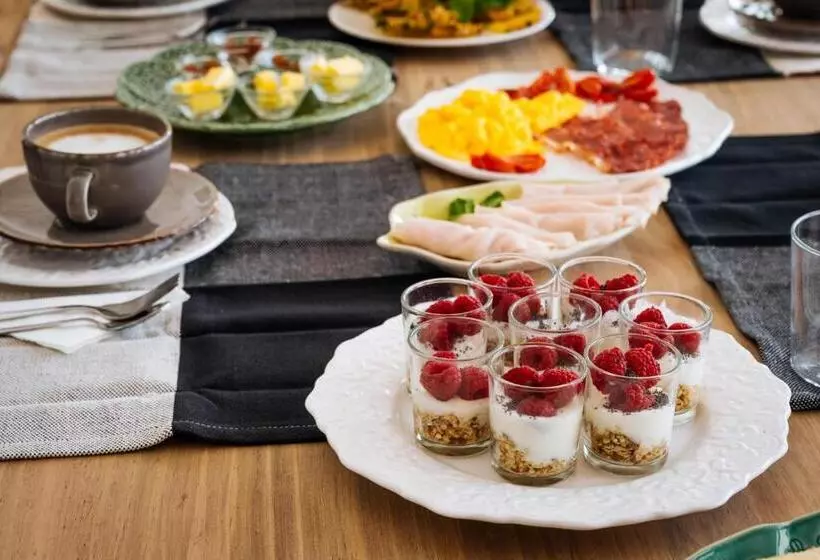 تختخواب و صبحانه Aljana Guest House Beja
