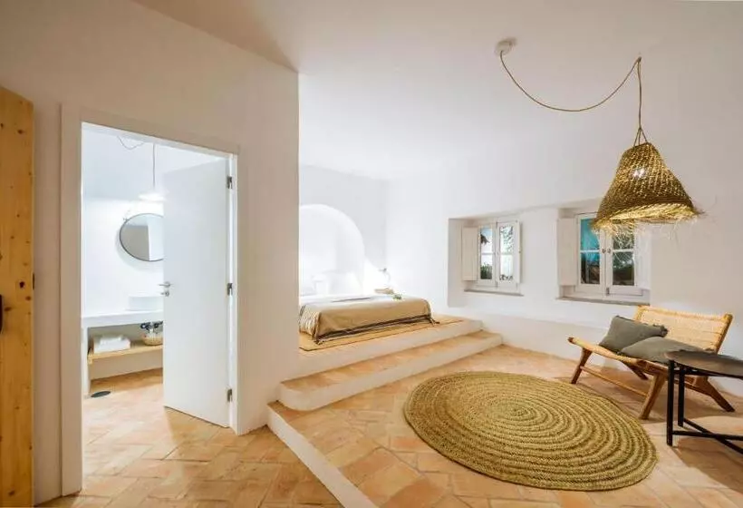 تختخواب و صبحانه Aljana Guest House Beja