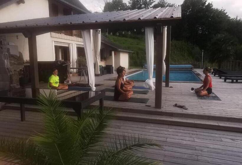 צימר Etche Arguinia Chambres Hotes Et Spa