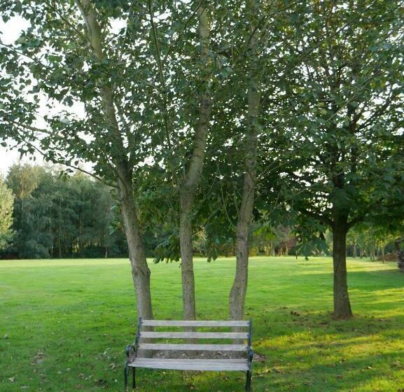 ベッドアンドブレックファースト Opale Des Caps