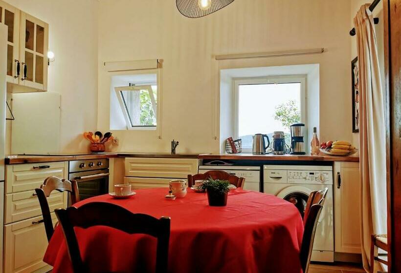 ペンション Dama Jana