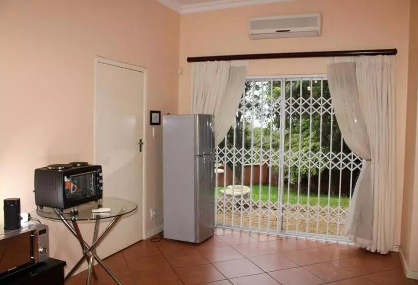 Majatalo Seaview Executive Guest House