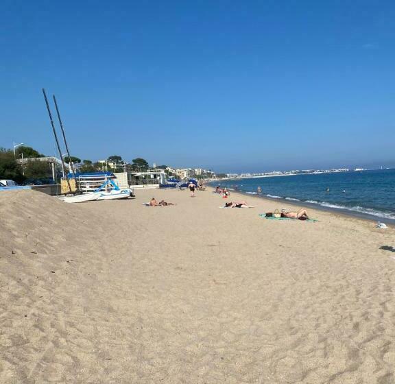 민박 Chambre Spacieuse Indépendante Dans Villa Plus Parking Privée