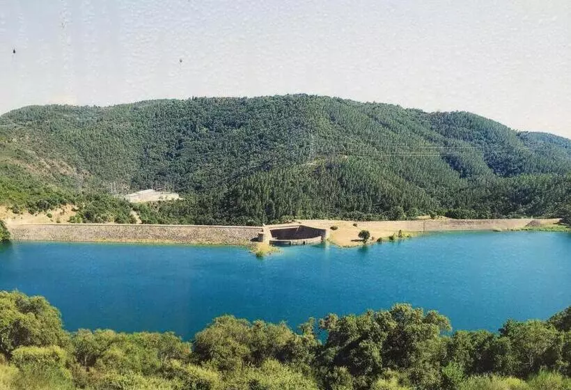 Aamiaismajoitus (B&B) Chambre Spacieuse Indépendante Dans Villa Plus Parking Privée