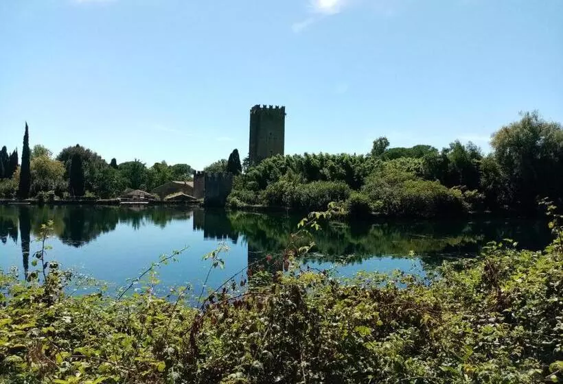 تختخواب و صبحانه La Bella Ninfa