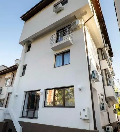 هتل Simona Apartaments