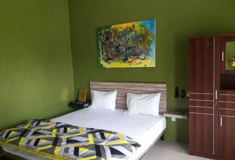 Majatalo Ahza Syariah