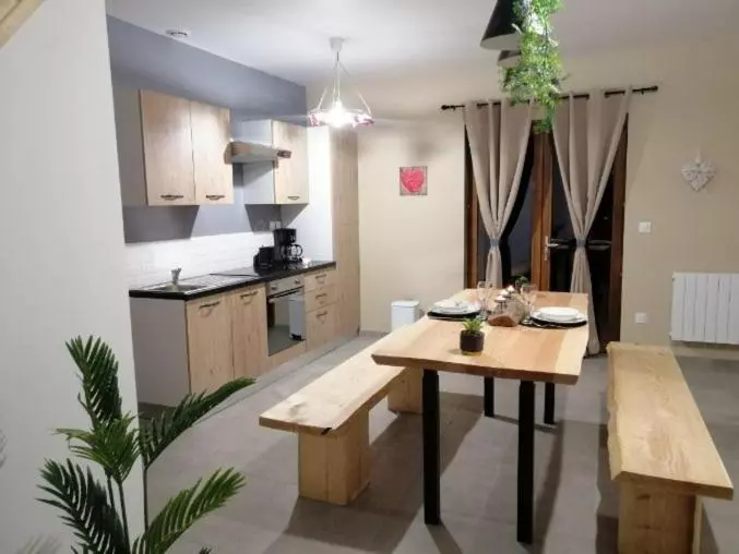 Majatalo Gîte Le Petit Crocq Avec Spa Privatif