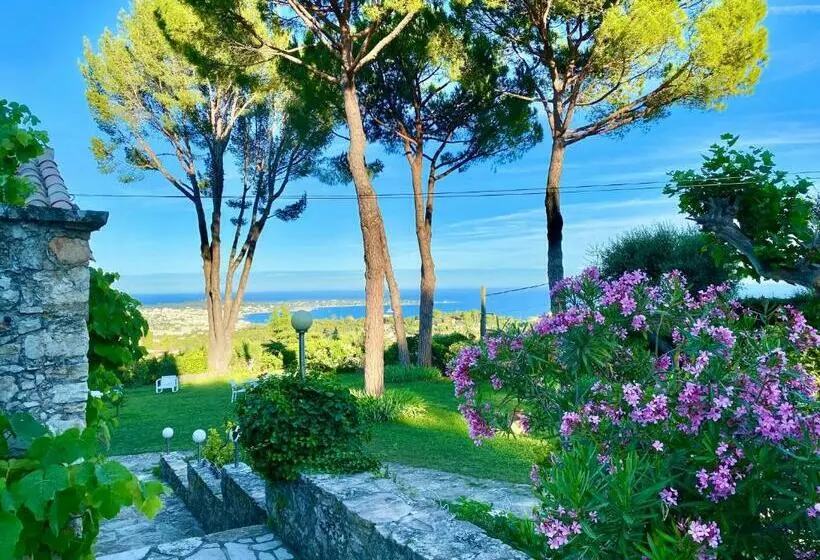 Majatalo Domaine Des Encourdoules