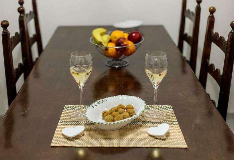 بنسيون Porta Della Musa