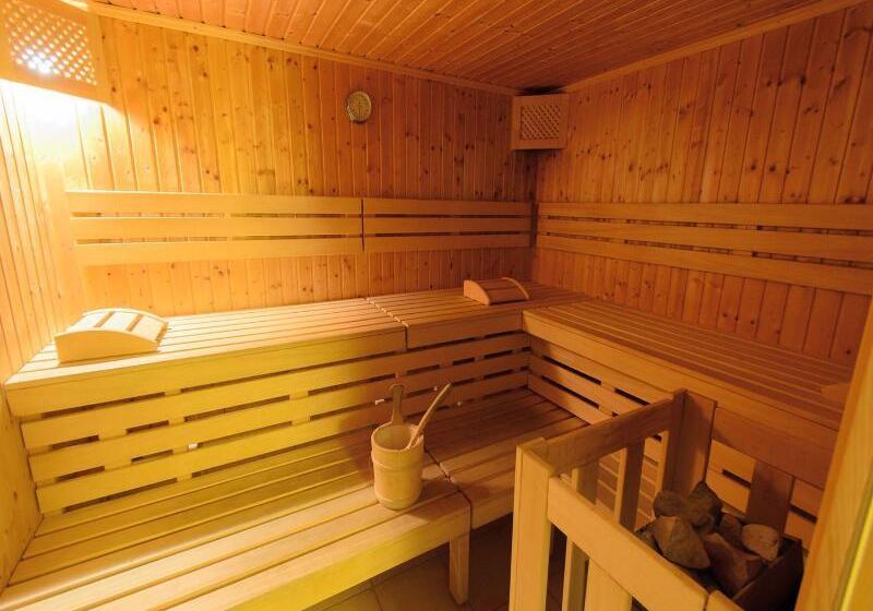 旅馆 Jufa Hotel Schloss Röthelstein