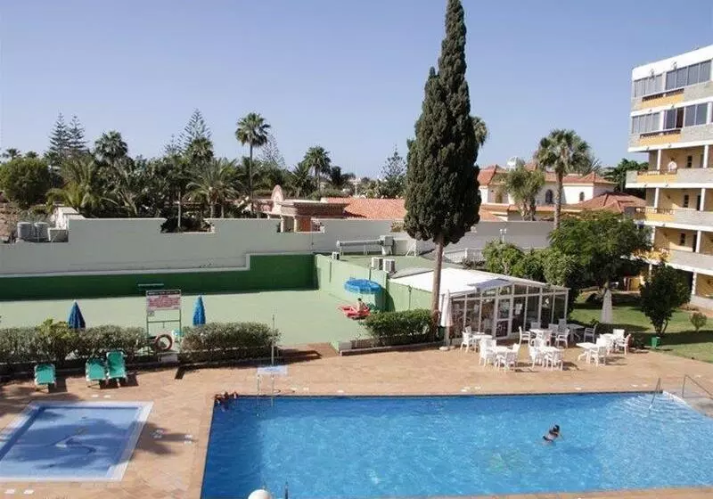 Apartamentos Los Tilos