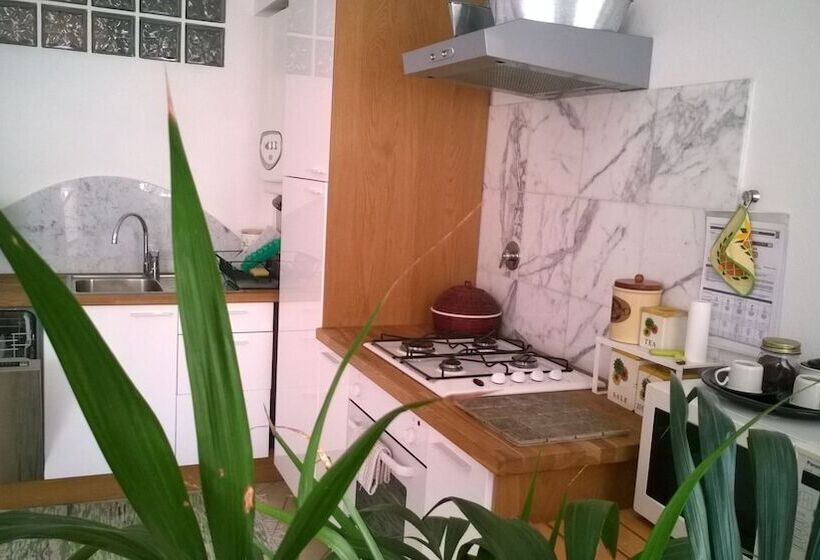 צימר Leonardo's Rooms