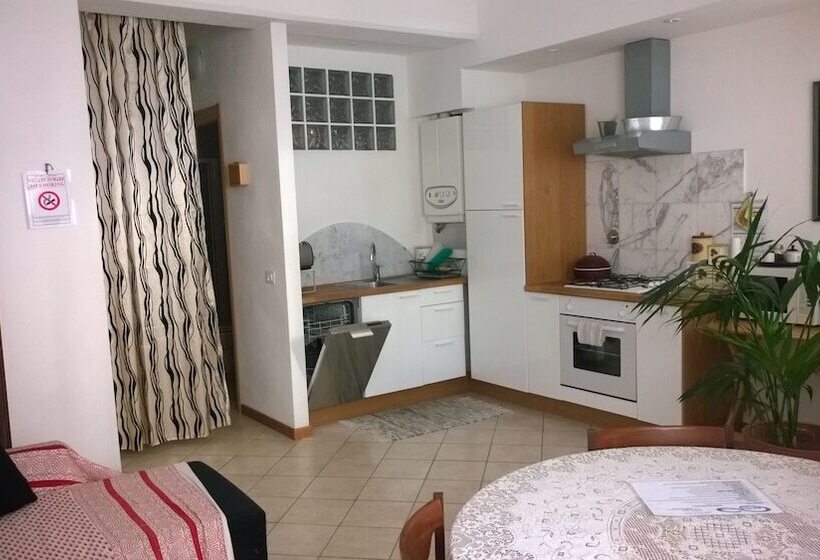 צימר Leonardo's Rooms