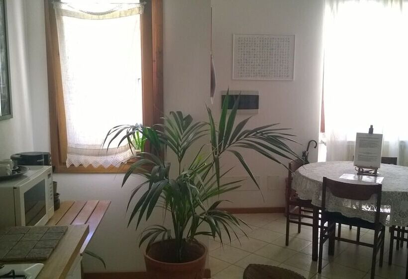 צימר Leonardo's Rooms