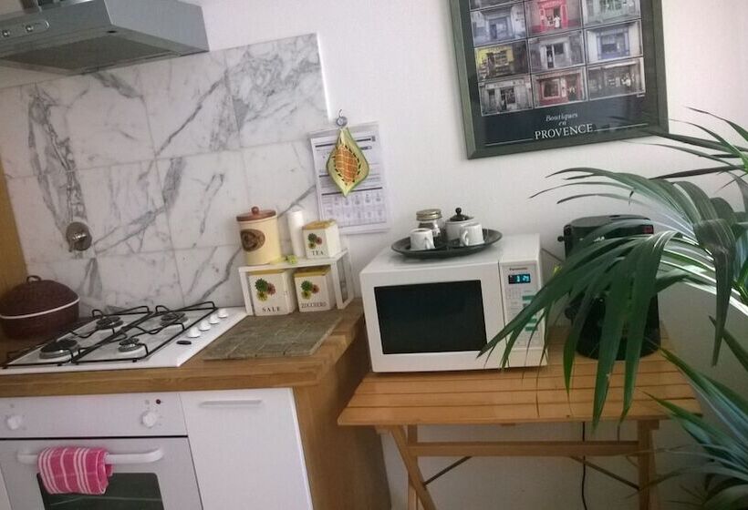 צימר Leonardo's Rooms