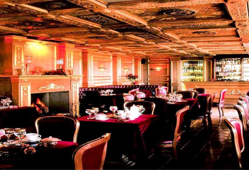 Отель Archontika Karamarlis