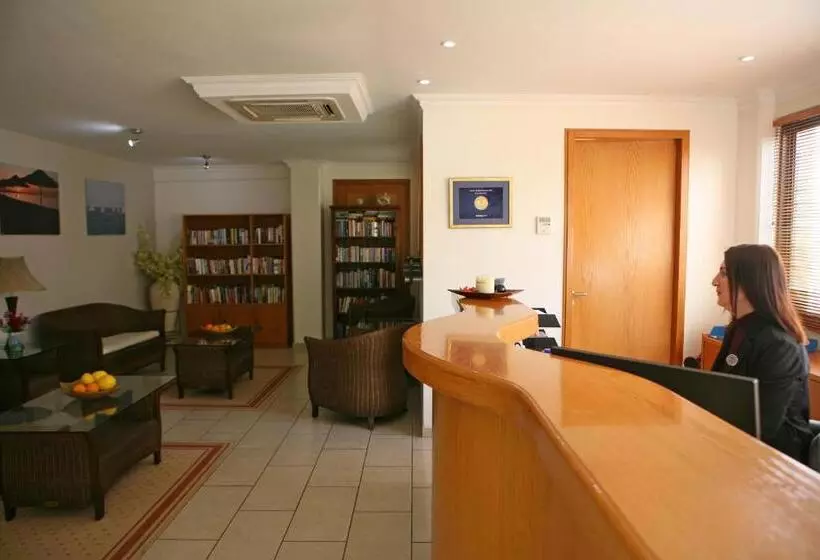 בית מלון כפרי Club Aphrodite