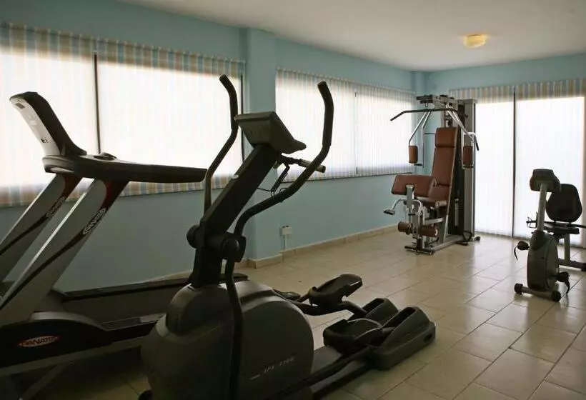 בית מלון כפרי Club Aphrodite