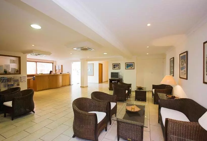 בית מלון כפרי Club Aphrodite