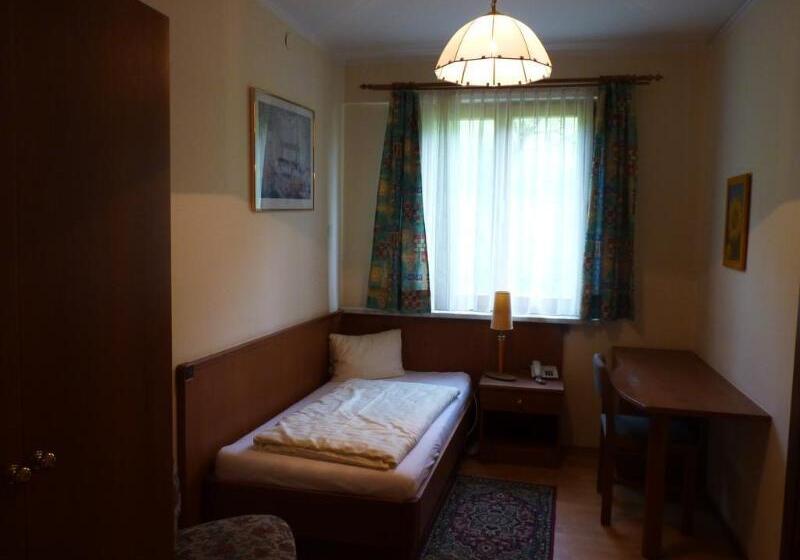 Отель Gasthof Zur Post