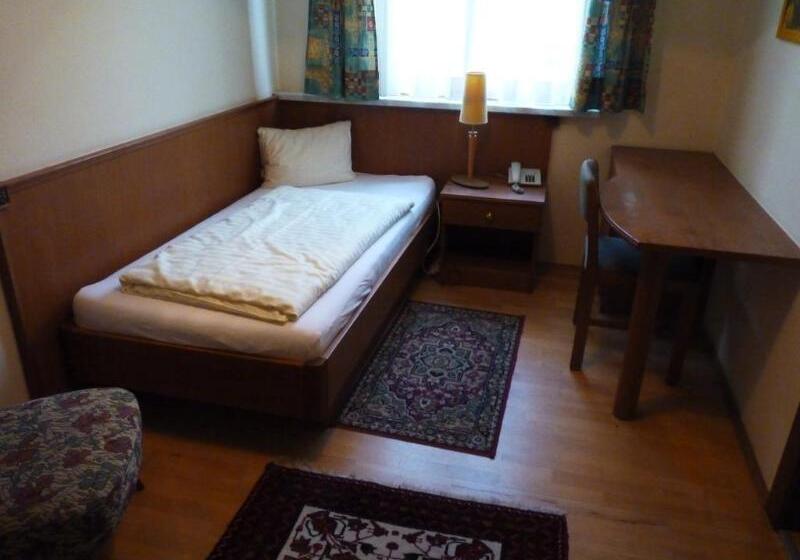 Отель Gasthof Zur Post